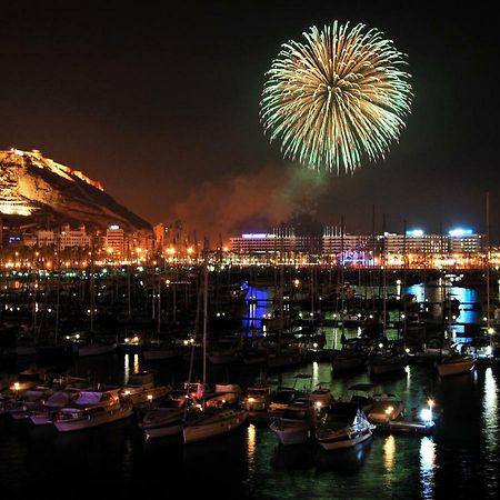 Un Lujo en el Corazón de Alicante Exterior foto